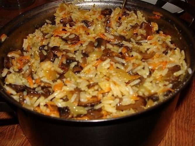 Плов с грибами и свининой рецепт с пошагово Плов с грибами и свининой рецепт с пошагово
