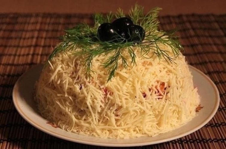 Салат с помидорами и сыром рецепт Салат с помидорами и сыром рецепт