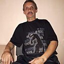 Знакомства: Александр, 60 лет, Болотное