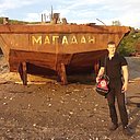 Знакомства: Сергей, 33 года, Магадан