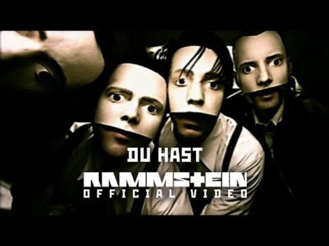 Песня рамштайн ду хаст. Du hast. Rammstein du hast. Rammstein du hast обложка. Du hast кадры.