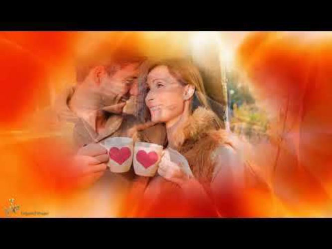 Ютуб песня поцелую. Ютуб песня поцелую. Ютуб песня поцелую. Афина твоя любовь. Айда поцелую.